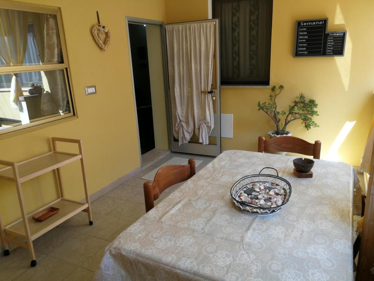 Villa Casa Debby Porto Torres Exterior foto